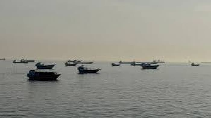 مستوى الملاحة في هرمز أدنى أسبوعيا