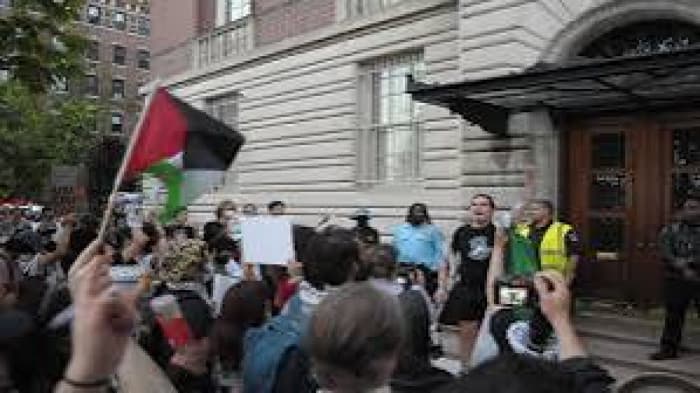 فلسطينيون يرفعون دعوى ضد جامعة كولومبيا