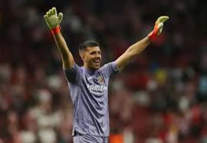Manchester City acquires Rulli from Marseille