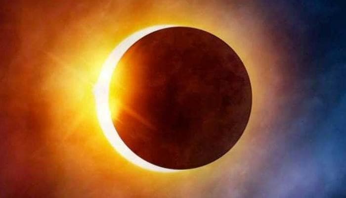 كسوف كامل يثير شائعة اختفاء الجاذبية لمدة 7 ثوان