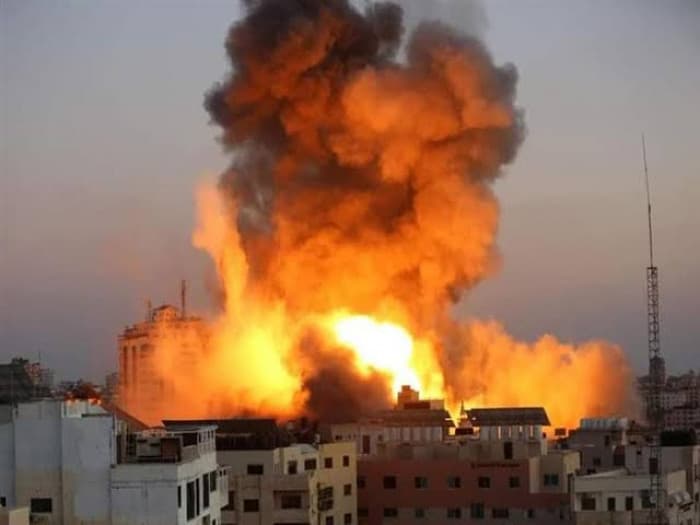 انفجار بمصنع ذخيرة قرب روما