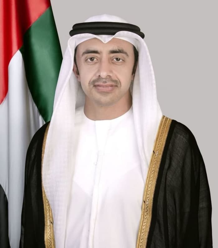 عبدالله بن زايد يدعم الكويت بعد فشل مخطط داعش