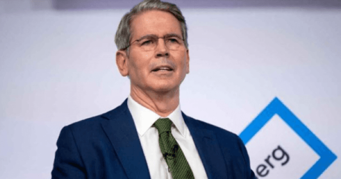 Washington warns Iran of new sanctions