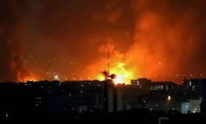 Explosions rock Kyiv