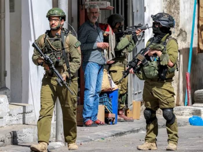 Palestinians wounded by gunfire in West Bank