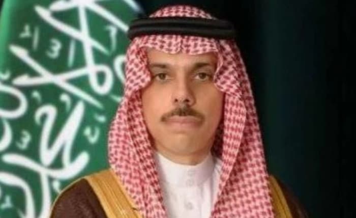 السعودية تبحث مع قطر وعُمان المستجدات الإقليمية
