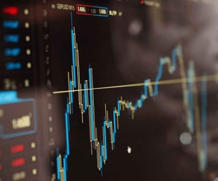 Nikkei dips amid rising tensions