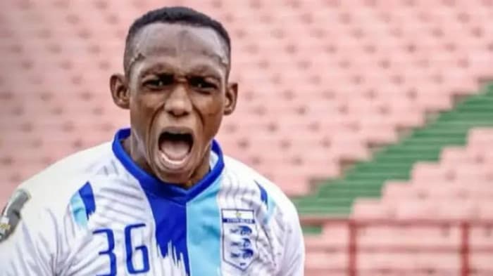 Esperian champion Tunisia signs Diata