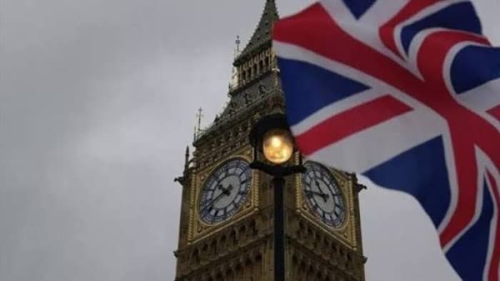Britain considers ban on West Bank trade