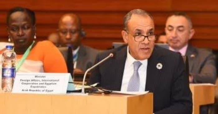 عبدالعاطي والنظير اليوناني يناقشان خفض التوتر