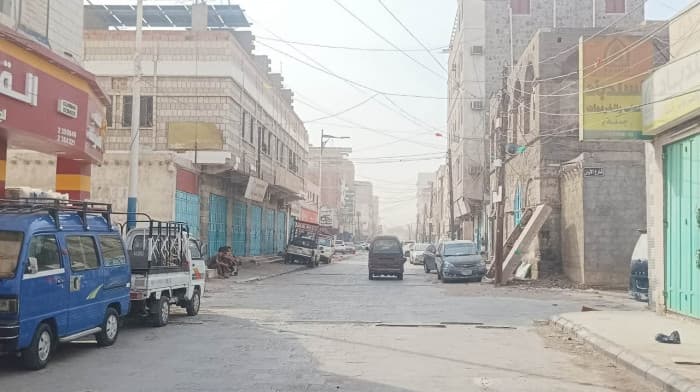 Aden uprising continues into third week