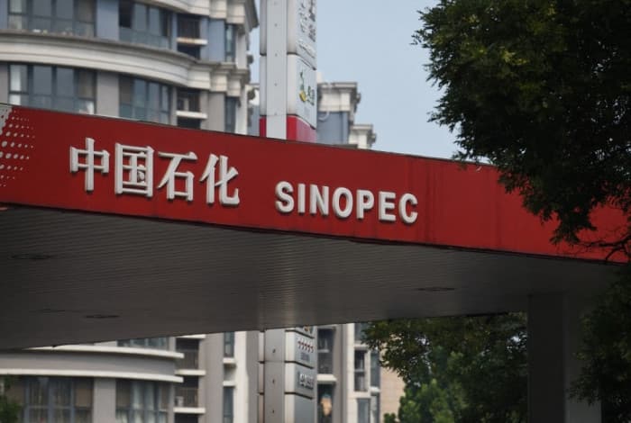 Sinopec China reports unexpected first-half profit increase