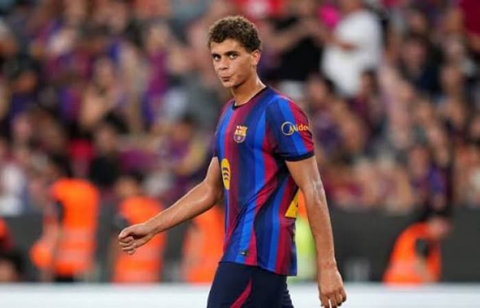 Barcelona rewards Hamza Abdulkerim