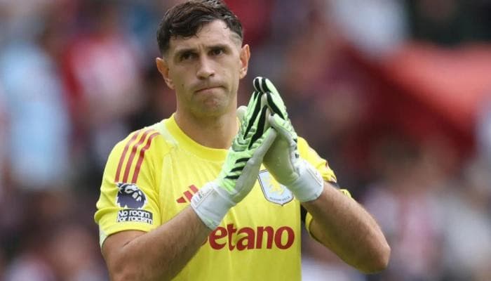 Chelsea initiates talks for Martínez