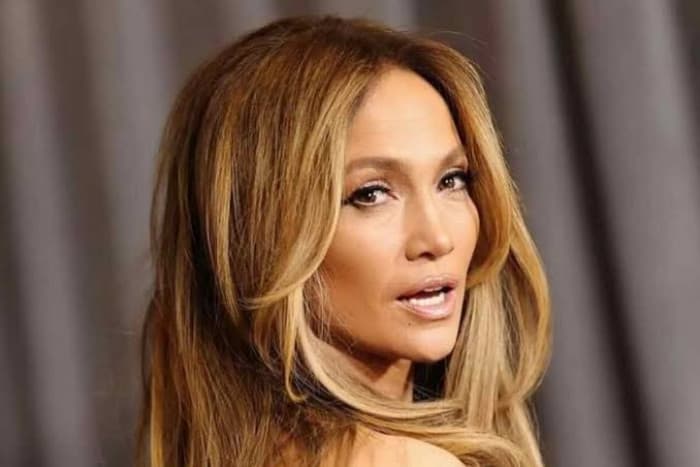 Jennifer Lopez Shares Egypt Joy