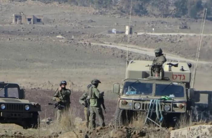 Israeli troops move into Umm Batna