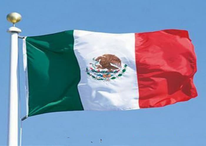 Mexico raids tunnel migrant smuggling