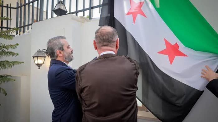 Syria resumes Tripoli embassy after 14 years