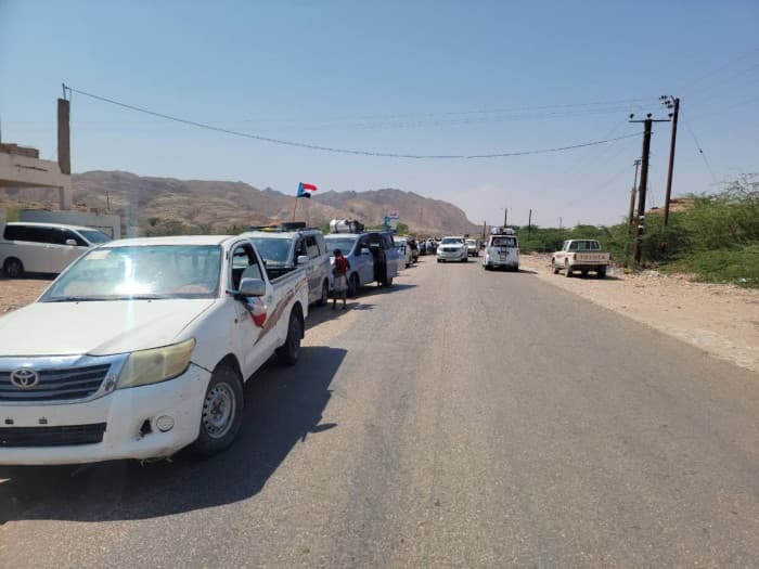 جماهير شبوة تتجه إلى عدن لدعم الجيش الجنوبي