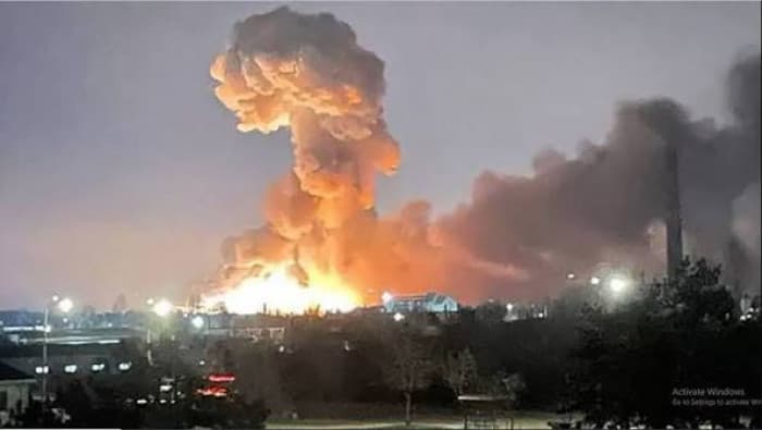 Explosion reported in Kyiv