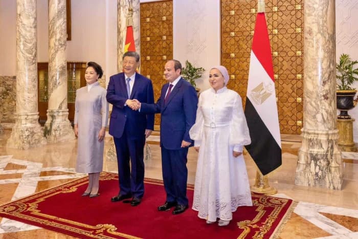 Sisi and wife see off Chinese leaders