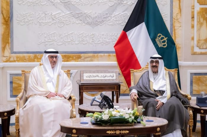 رئيس الإمارات يرسل رسالة إلى أمير الكويت
