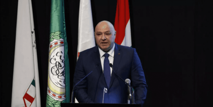 الرئيس اللبناني يستهجن قصف المدنيين في الجنوب