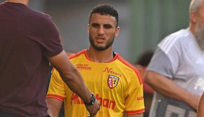 تيطراوي يواجه خطر الغياب عن الجزائر