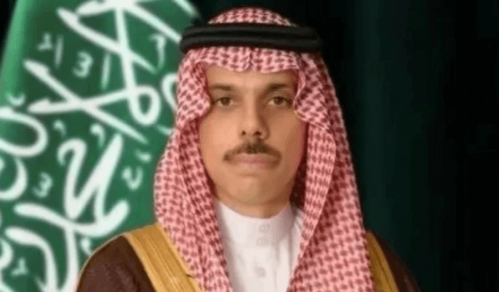 السعودي يتلقى اتصالاً من القطري