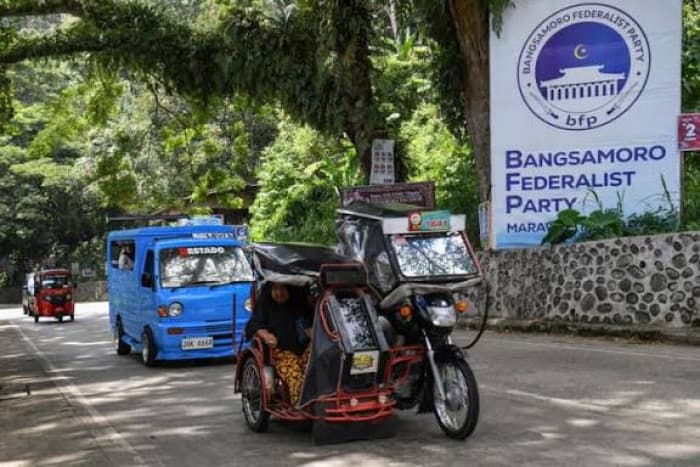 Three dead before Philippine elections