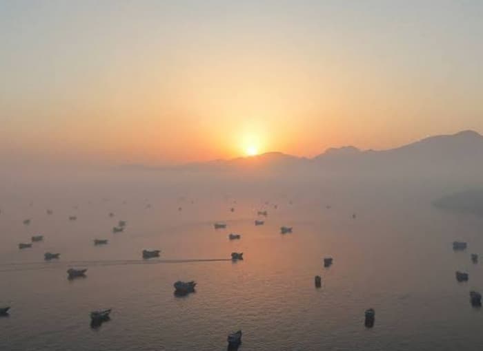 Omani Minister on Strait Disruptions