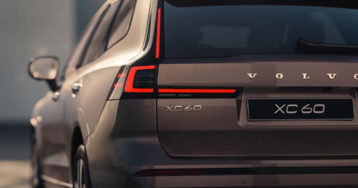إصدارات هجينة من فولفو بأداء مميز لطرازي XC60 وXC90