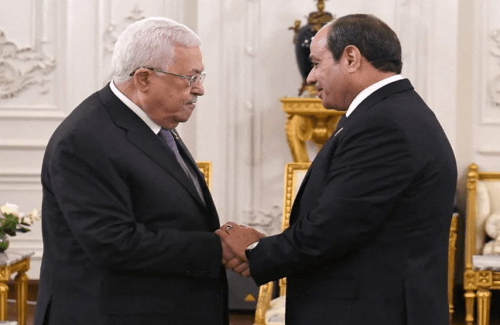 الرئيس الفلسطيني يتوجه إلى القاهرة للقاء السيسي