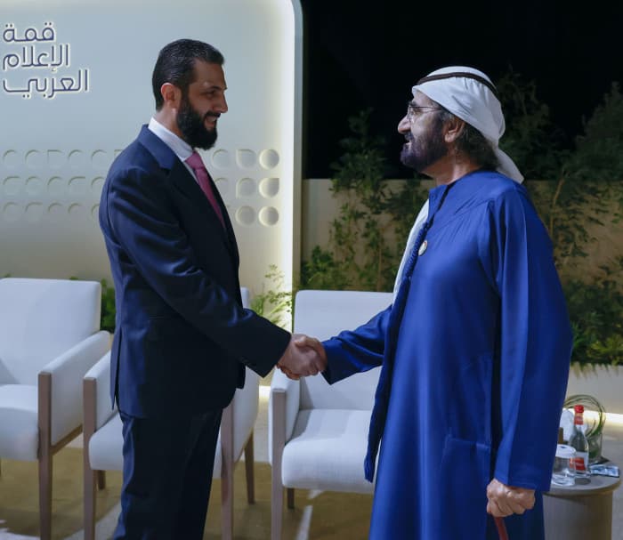 محمد بن راشد يبحث تعزيز العلاقات مع سوريا