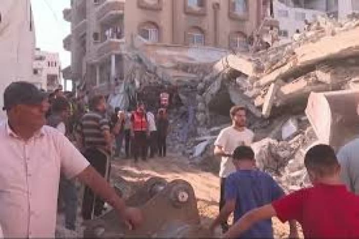 Gaza Building Collapse Kills 12, 100 Missing
