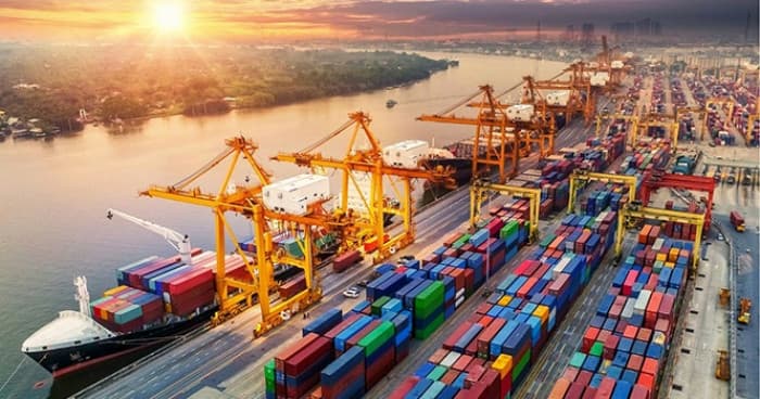 Saudi ports handle over 341 million tons