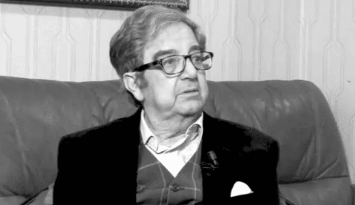 وفاة الفنان الجزائري سيد أحمد أقومي عن عمر 86