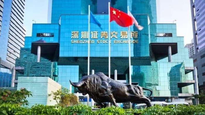 Chinese stocks rise on AI hopes