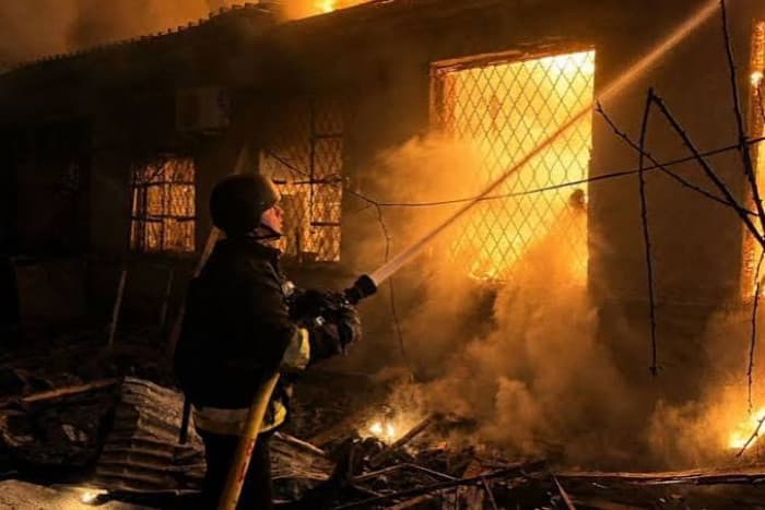 Russia affirms continuing Ukraine strikes