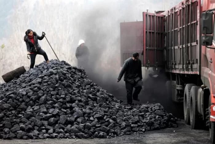 Global coal demand nears record high