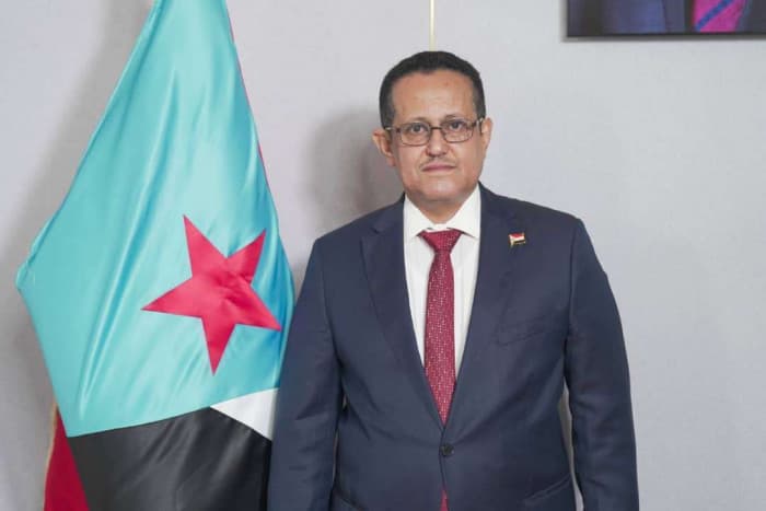 Al-Halimi affirms Southern Transition's firm stand against Houthis