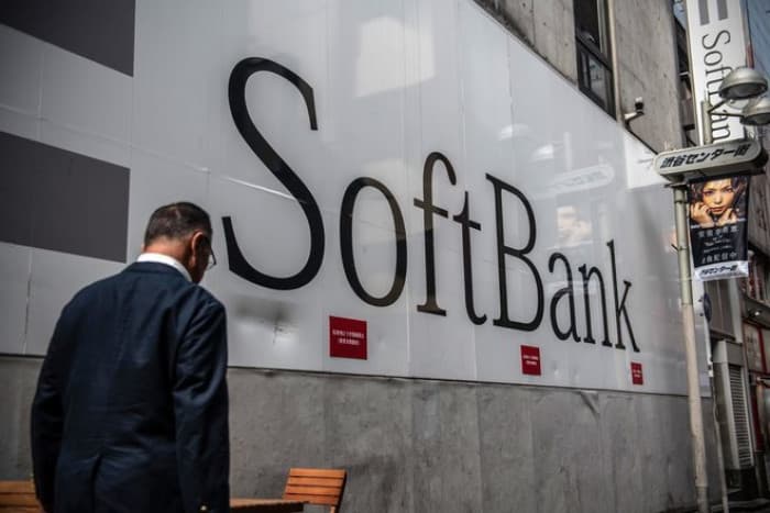 Apollo considers boosting SoftBank loan