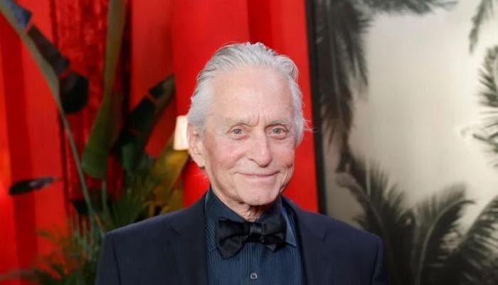 Michael Douglas admits to affair with Kathleen Turner