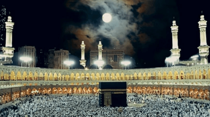 Mecca Sets for Second Lunar Standstill