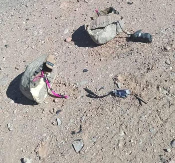 Shabwa Defense defuses 3 roadside bombs on Abhar road