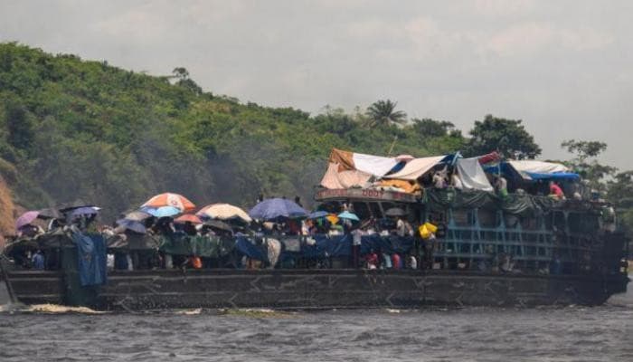 Congo boat crash leaves 30 dead