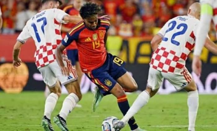 إسبانيا تتقدم إلى ربع نهائي يورو