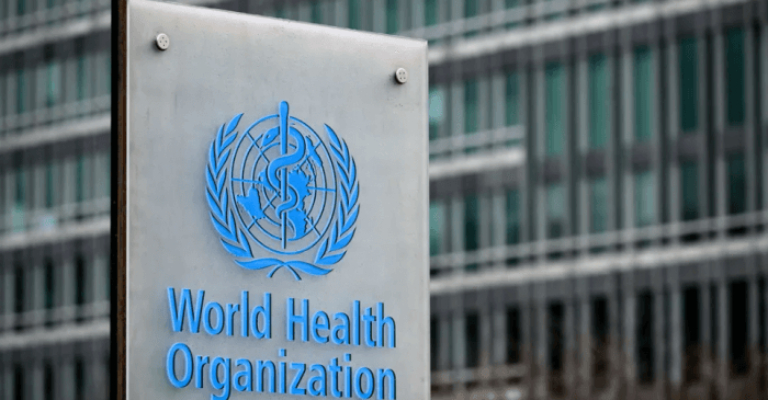 الصحة العالمية تتساءل عن إصابة موظفة المختبر