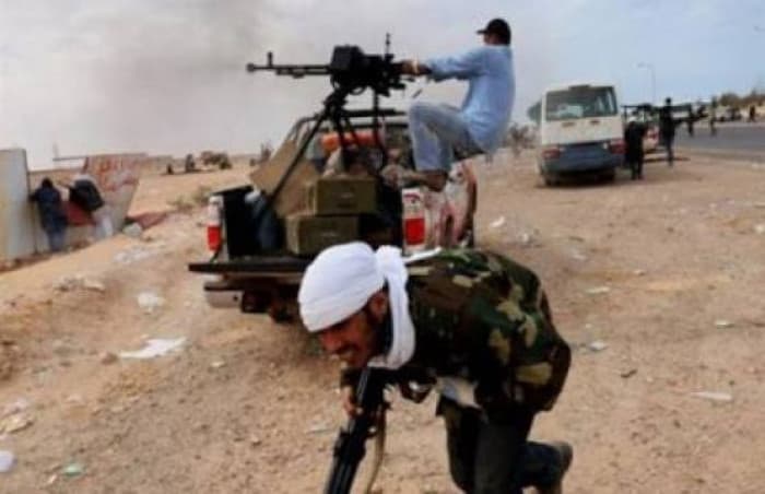 إصابة 3 جنود ليبيين في مواجهة مع مسلحين