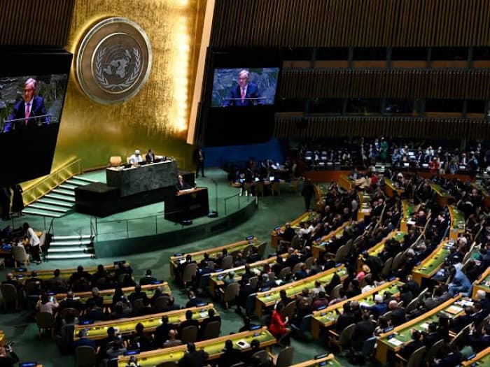 جوتيريش يندد بالعقوبات الأمريكية على المحكمة